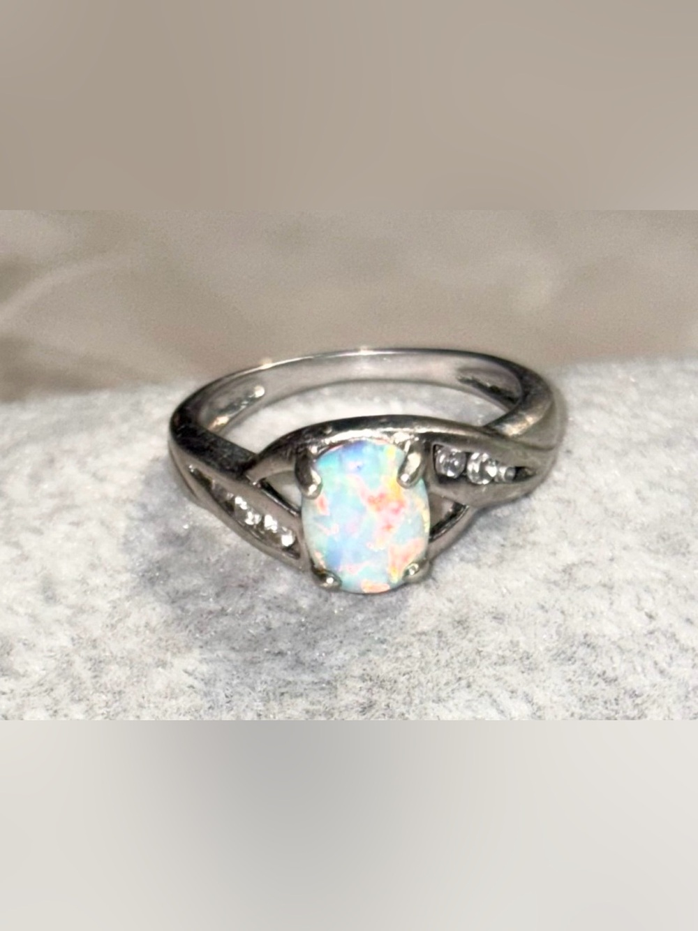 Sterling silver Opal Ring  R. Graziano size 5